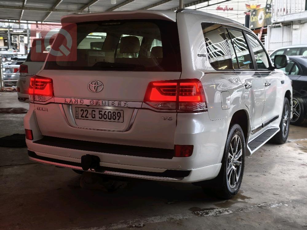 تويوتا لاندكروزر